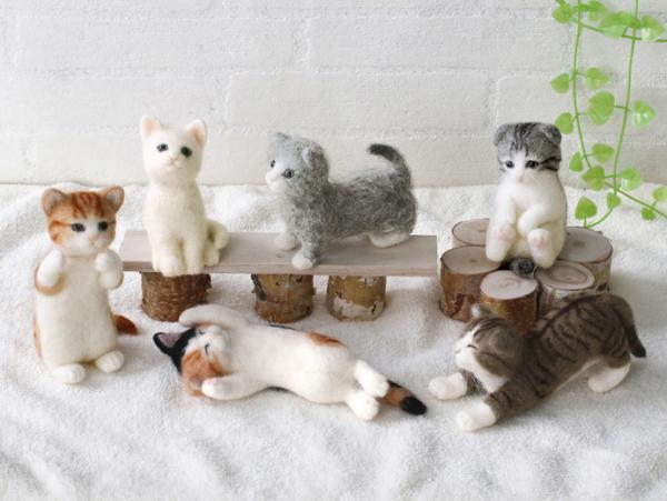 羊毛フェルトで作る　マイペースな子猫コレクション